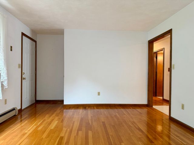 66 Debbie Dr, Leominster, MA 01453