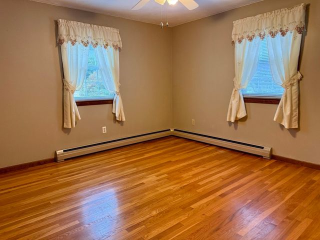 66 Debbie Dr, Leominster, MA 01453