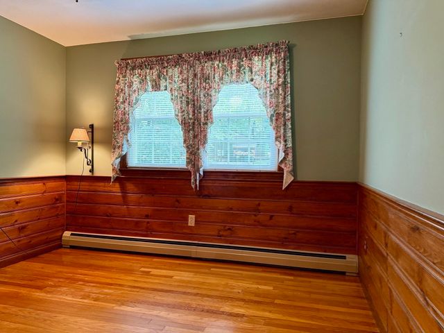 66 Debbie Dr, Leominster, MA 01453