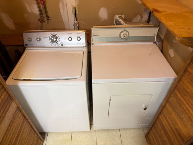 66 Debbie Dr, Leominster, MA 01453