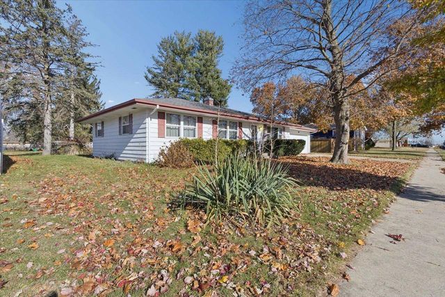 242 W Burbank Avenue, Janesville, WI 53546