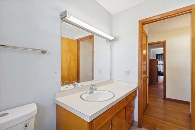 242 W Burbank Avenue, Janesville, WI 53546