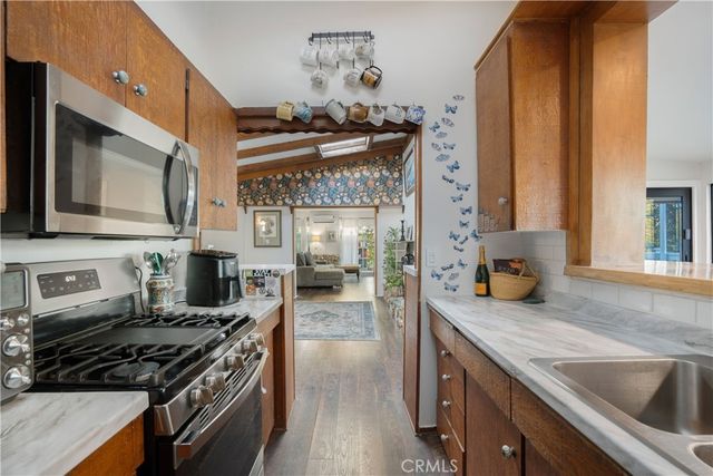 3582 Elm Drive, Calabasas, CA 91302