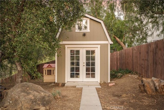 3582 Elm Drive, Calabasas, CA 91302