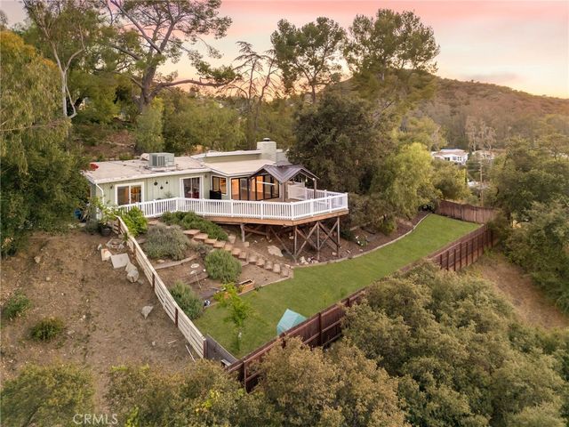 3582 Elm Drive, Calabasas, CA 91302