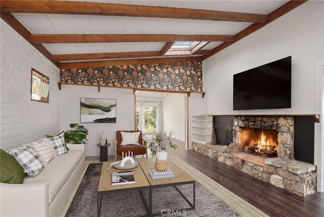 3582 Elm Drive, Calabasas, CA 91302
