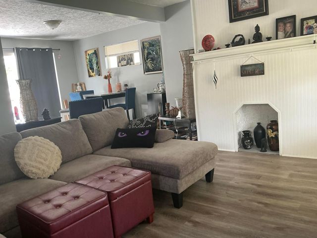 833 S Eureka Avenue, Columbus, OH 43204