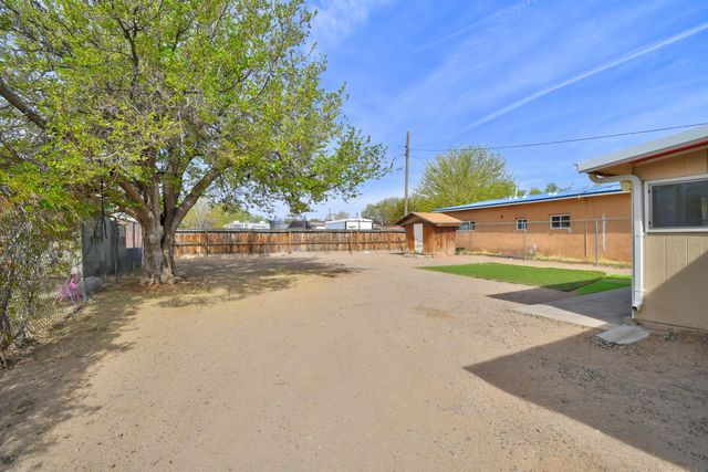 1804 Rosita Place SW, Albuquerque, NM 87105