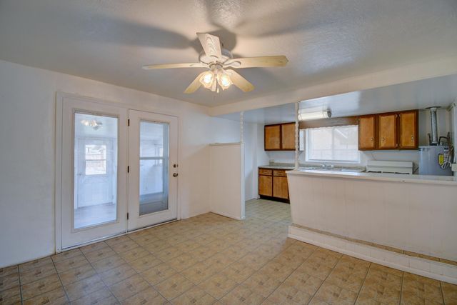 1804 Rosita Place SW, Albuquerque, NM 87105