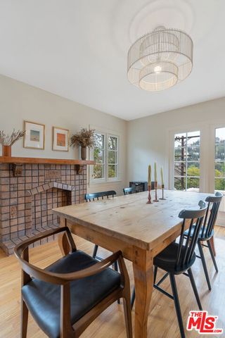 5944 Manola Way, Los Angeles, CA 90068