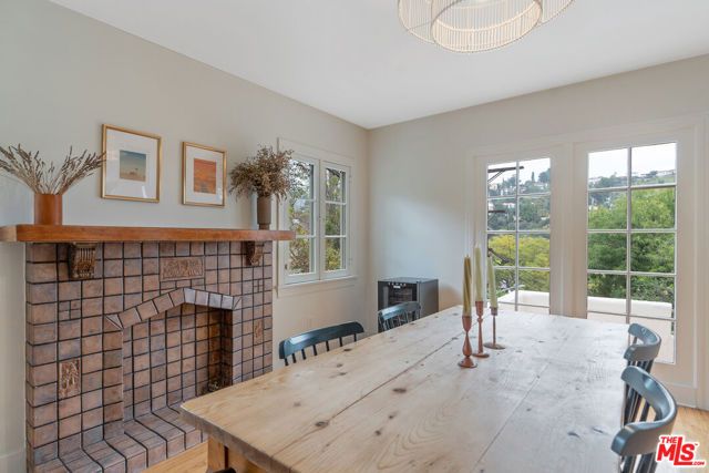 5944 Manola Way, Los Angeles, CA 90068