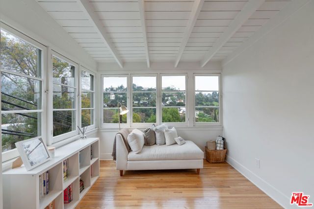 5944 Manola Way, Los Angeles, CA 90068