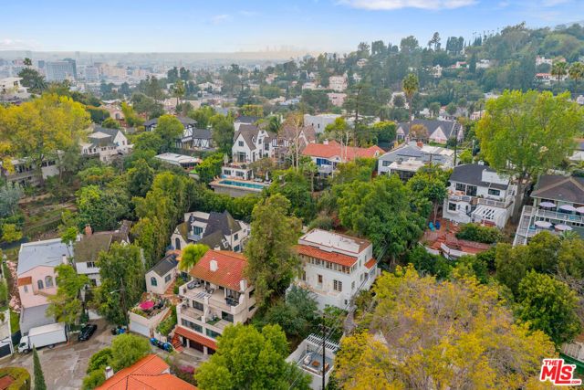 5944 Manola Way, Los Angeles, CA 90068