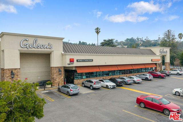 5944 Manola Way, Los Angeles, CA 90068