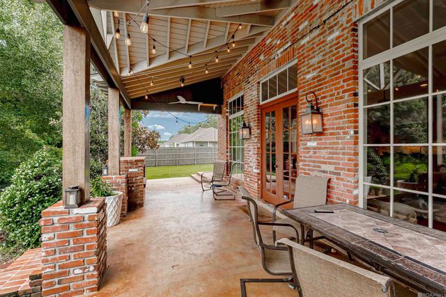 1944 Royal Troon Ct, Zachary, LA 70791