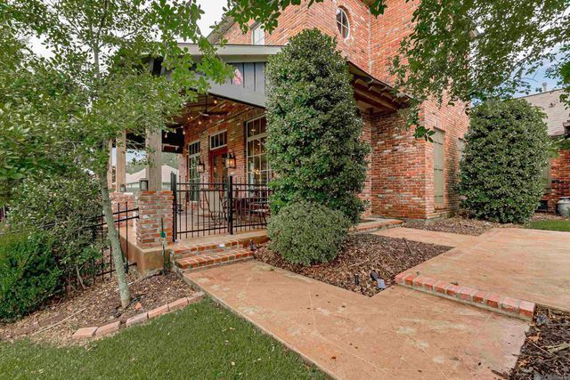 1944 Royal Troon Ct, Zachary, LA 70791