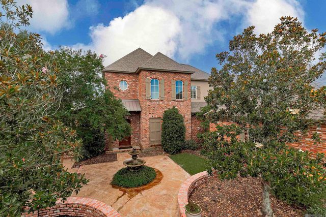 1944 Royal Troon Ct, Zachary, LA 70791