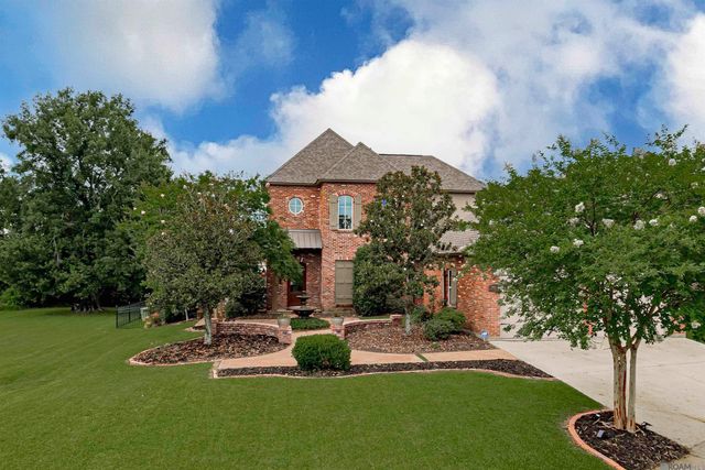 1944 Royal Troon Ct, Zachary, LA 70791