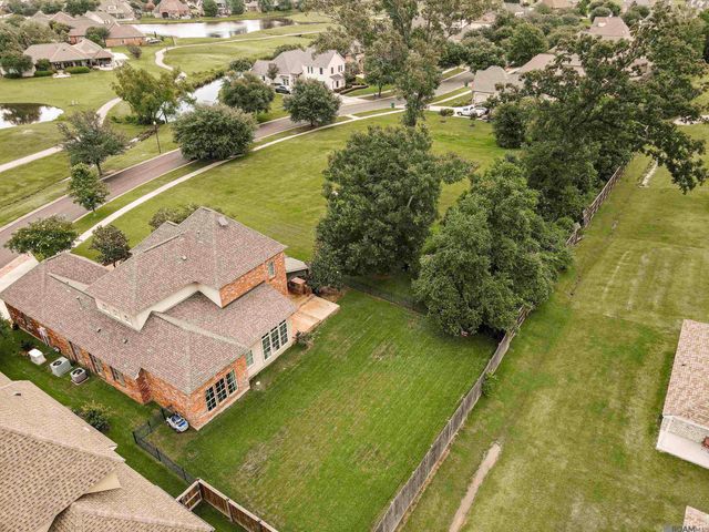 1944 Royal Troon Ct, Zachary, LA 70791