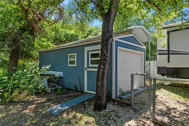 163 Bettinger Way, Gholson, TX 76705