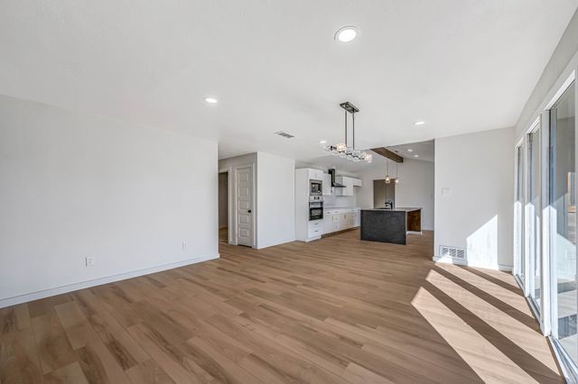 109 Pecan Drive, Rowlett, TX 75087