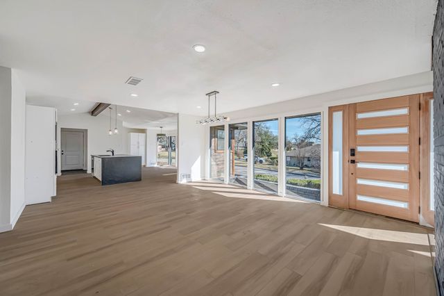 109 Pecan Drive, Rowlett, TX 75087