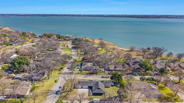 109 Pecan Drive, Rowlett, TX 75087