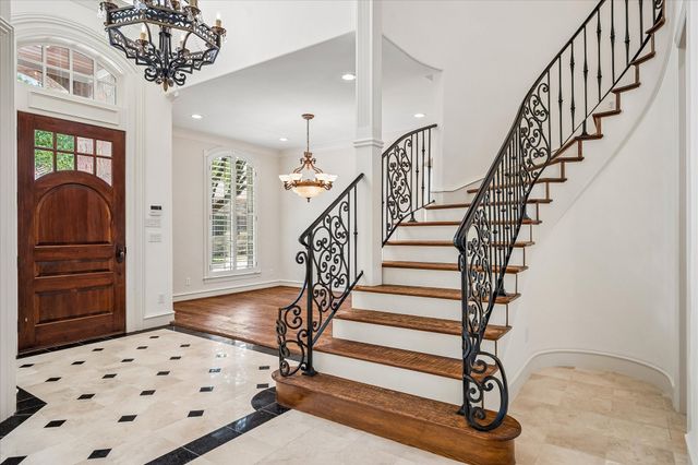 4709 Strait Lane, Carrollton, TX 75010