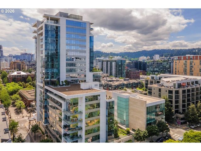1001 Nw LOVEJOY St TH 802, Portland, OR 97209