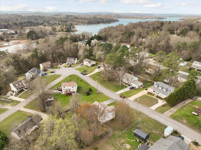 7010 Barleyfield Drive, Harrison, TN 37341