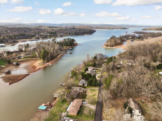 7010 Barleyfield Drive, Harrison, TN 37341