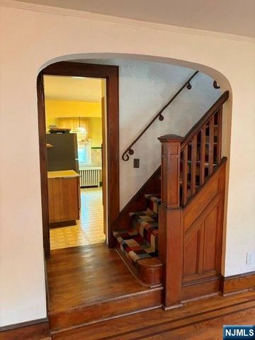 12 Ferncliff Road, Bloomfield, NJ 07003