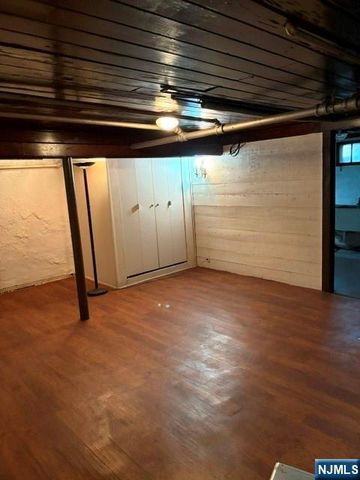 12 Ferncliff Road, Bloomfield, NJ 07003