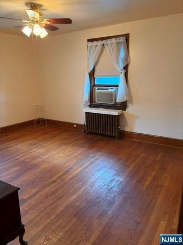 12 Ferncliff Road, Bloomfield, NJ 07003