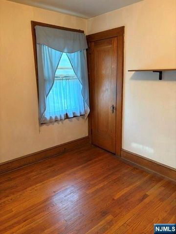 12 Ferncliff Road, Bloomfield, NJ 07003