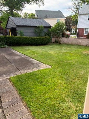 12 Ferncliff Road, Bloomfield, NJ 07003
