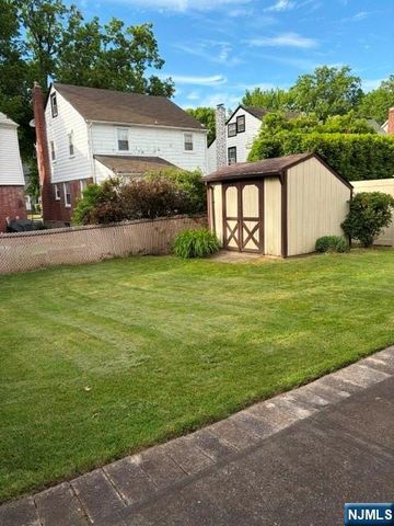 12 Ferncliff Road, Bloomfield, NJ 07003