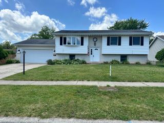 319 Tulip Lane, Lowell, IN 46356