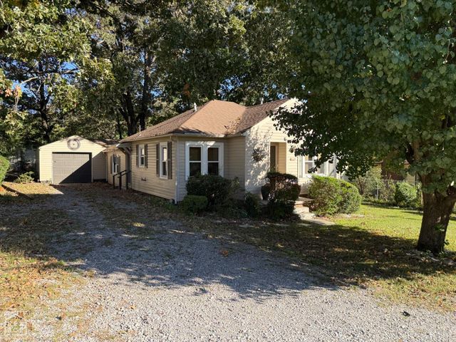 1308 turner Street, Jonesboro, AR 72401