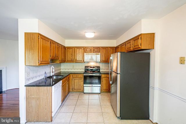 2162 KINGS GARDEN WAY, Falls Church, VA 22043