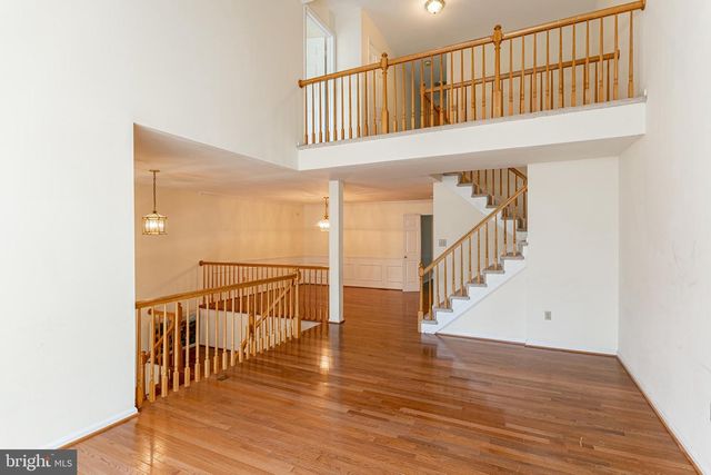 2162 KINGS GARDEN WAY, Falls Church, VA 22043