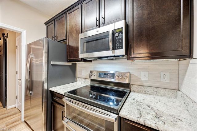 1602 James River TRL, Carrollton, VA 23314