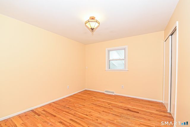 90 Mary Ellen Drive, Milford, CT 06460