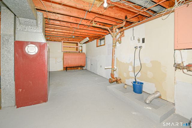 90 Mary Ellen Drive, Milford, CT 06460