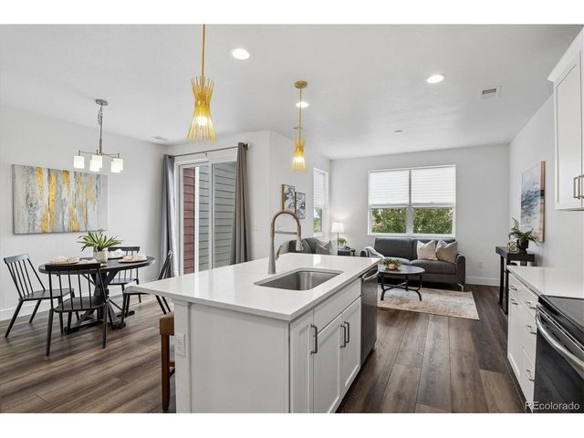 9752 Ash Ln, Thornton, CO 80229