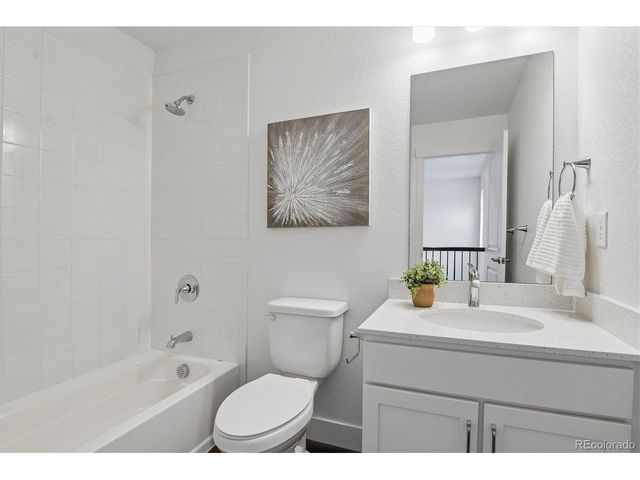 9752 Ash Ln, Thornton, CO 80229