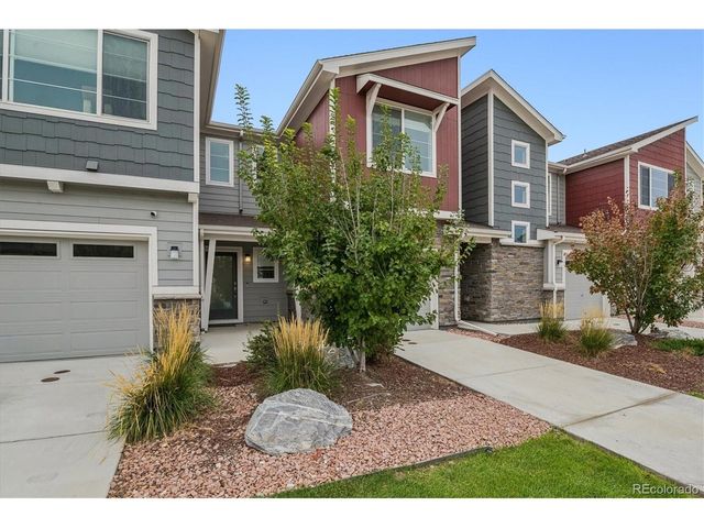 9752 Ash Ln, Thornton, CO 80229