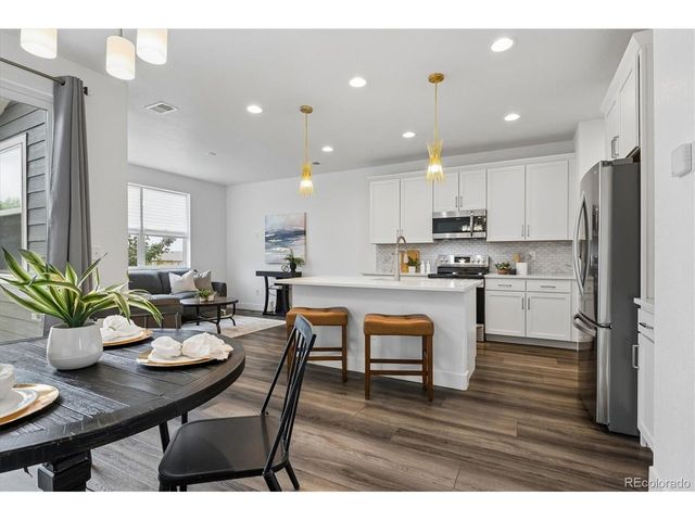 9752 Ash Ln, Thornton, CO 80229