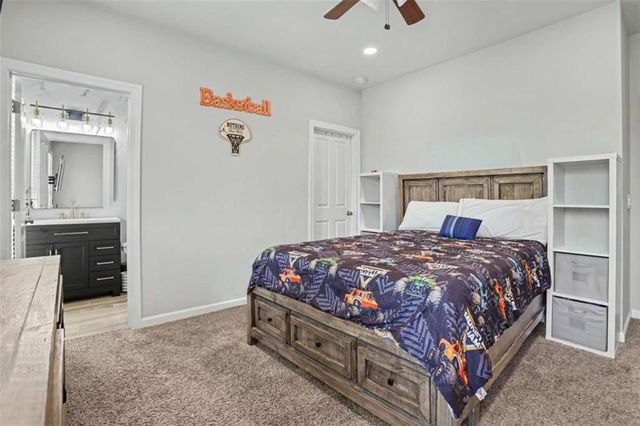 6921 Fellowship Lane, Flowery Branch, GA 30542