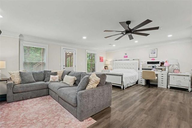 6921 Fellowship Lane, Flowery Branch, GA 30542